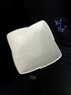 کاسه 705 مربع